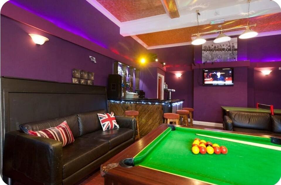 Foresters Inn Contractors Own Apartment - City Centre By Victoria Centre Shopping Centre - Your Own 7 Double Bedrooms Private Apartment With 3 Bathrooms And Snooker Room - Full Kitchen - Outdoor Parking For Cars Or Vans At Five Pounds A Day Nottingham Exterior photo