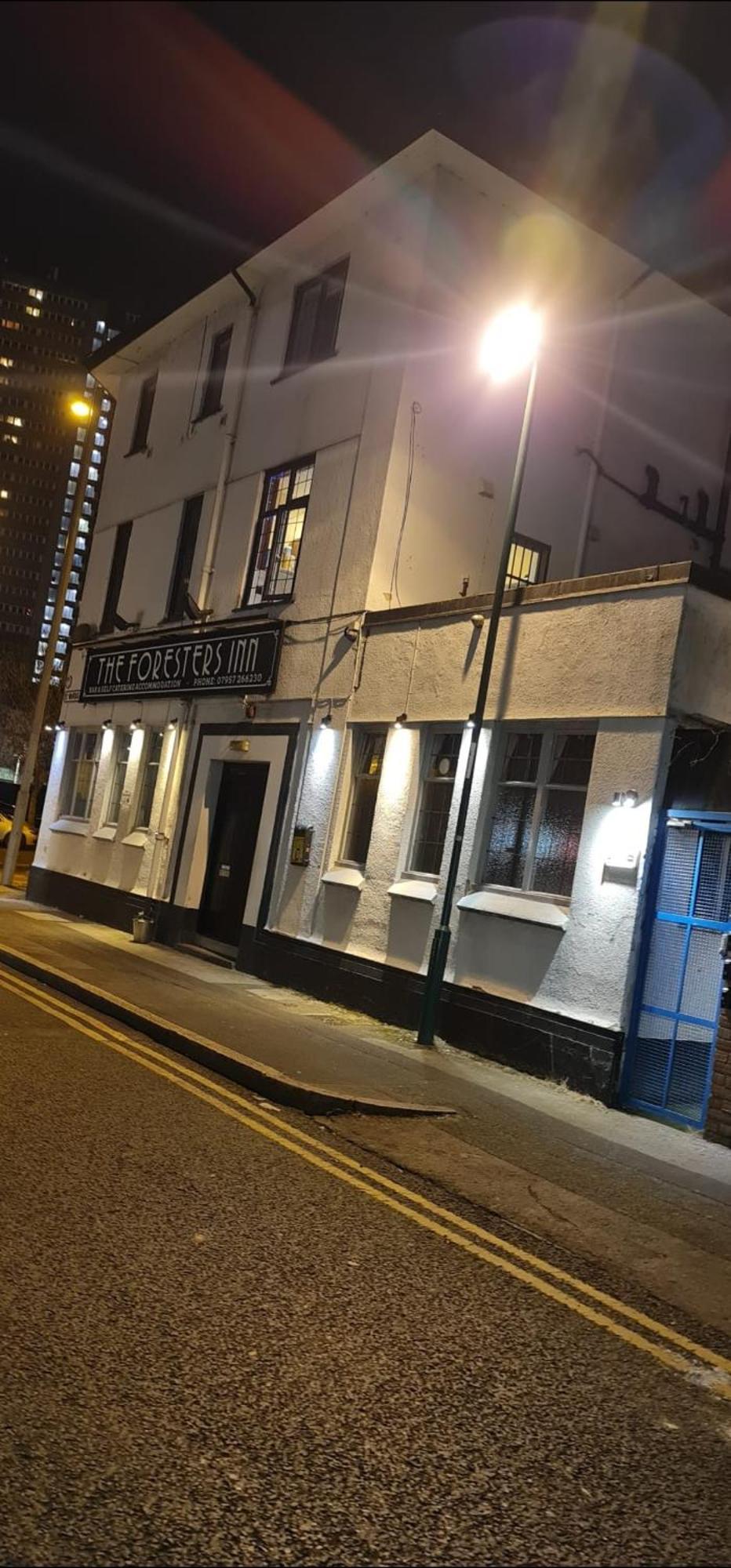 Foresters Inn Contractors Own Apartment - City Centre By Victoria Centre Shopping Centre - Your Own 7 Double Bedrooms Private Apartment With 3 Bathrooms And Snooker Room - Full Kitchen - Outdoor Parking For Cars Or Vans At Five Pounds A Day Nottingham Exterior photo